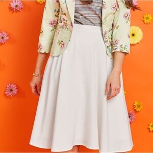 ModCloth Just This Sway Midi Skirt in Ivory in 2X